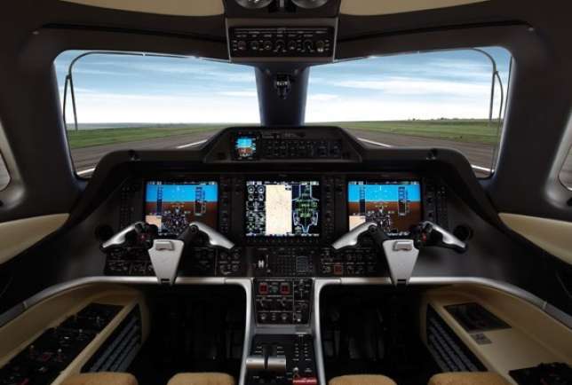 Cabine do Phenom 300