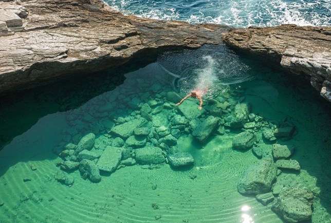 10 Lugares Onde Você Nunca Deve Nadar 