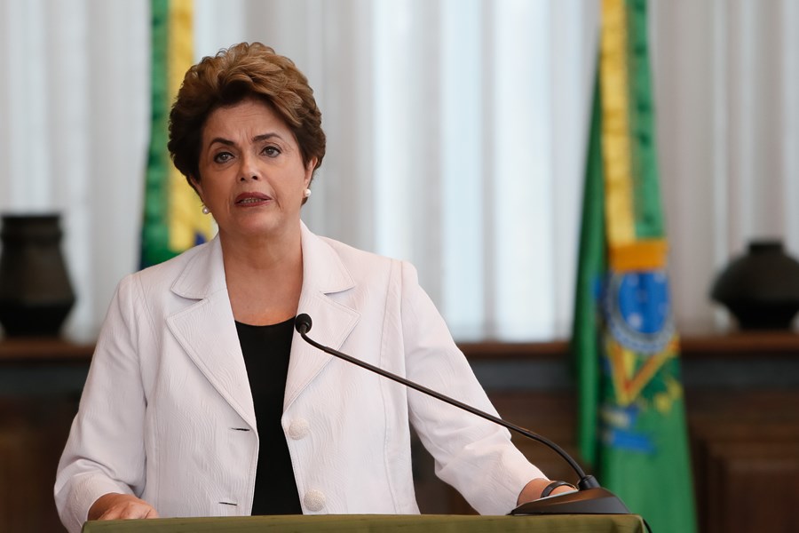 Dilma recebe alta de hospital em Xangai e volta ao trabalho no banco dos Brics