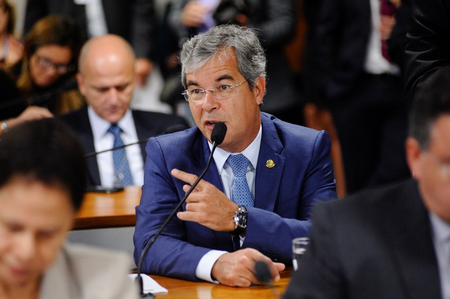 Jorge Viana pede prioridade no STJ para processo que envolve governador do  Acre