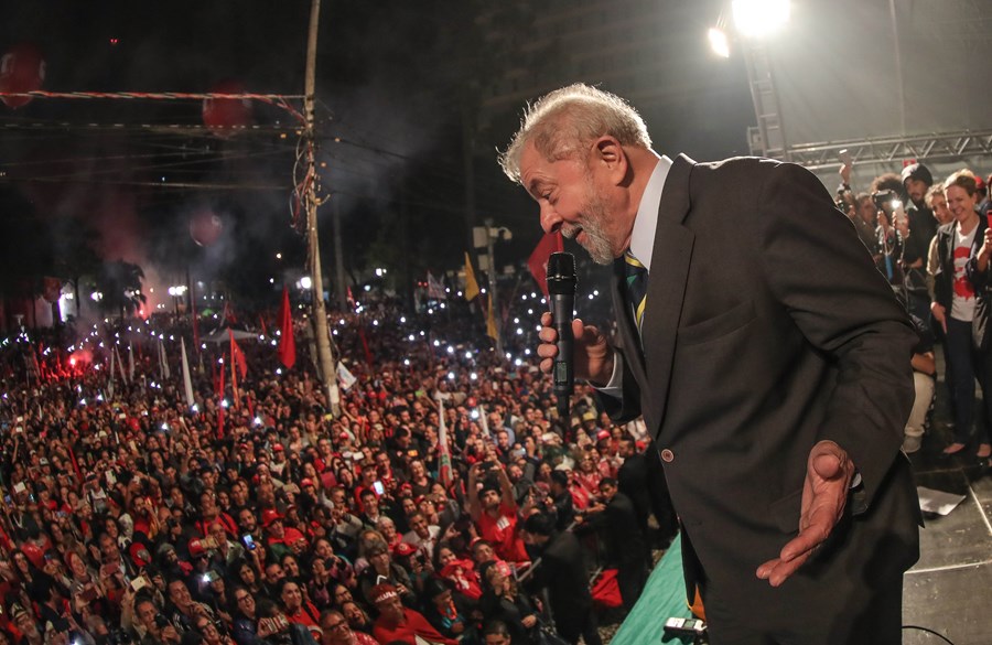 Caravana de Lula pelo Nordeste j enfrenta percal os e