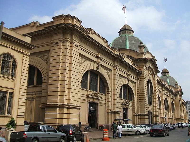 Estacionamento gratuito no Mercado Municipal para adeptos durante