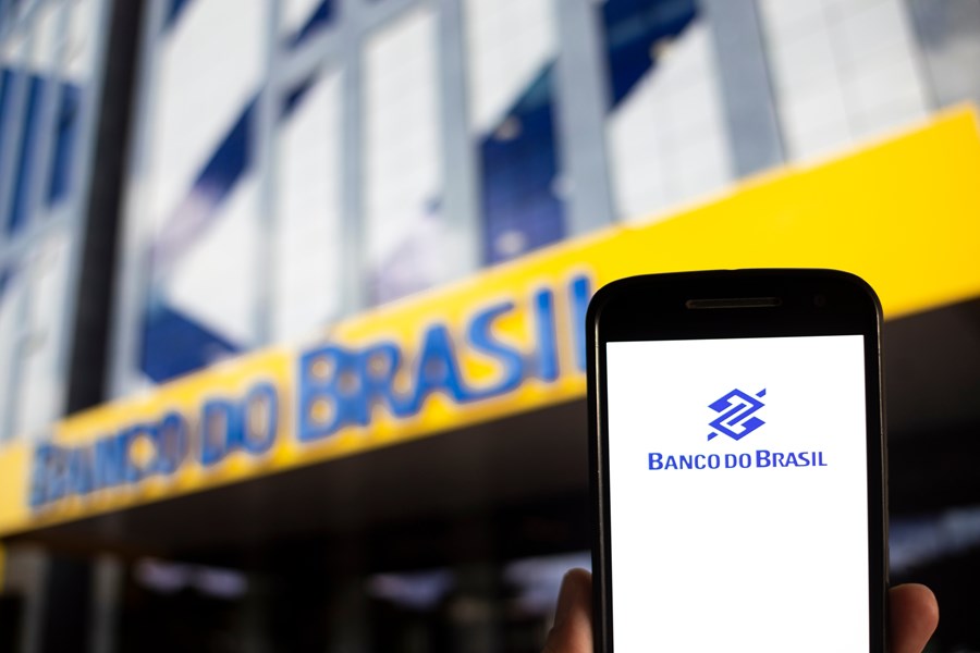 Primeiro serviço de pagamento por celular chega ao Brasil ainda em maio -  InfoMoney