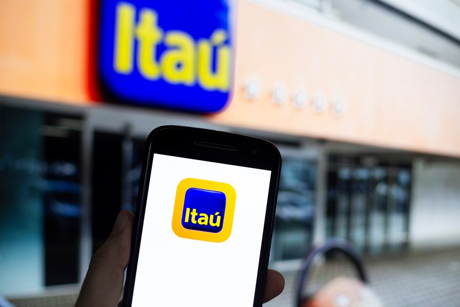 Itaú confirma multa bilionária da prefeitura de SP 