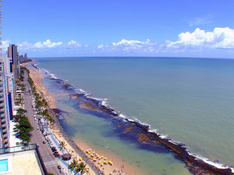 Recife entre os 10 destinos mais procurados no Brasil por usuários