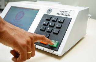 Eleitores se preparam para as eleições municipais de 2024 (Foto: Divulgação/TSE)