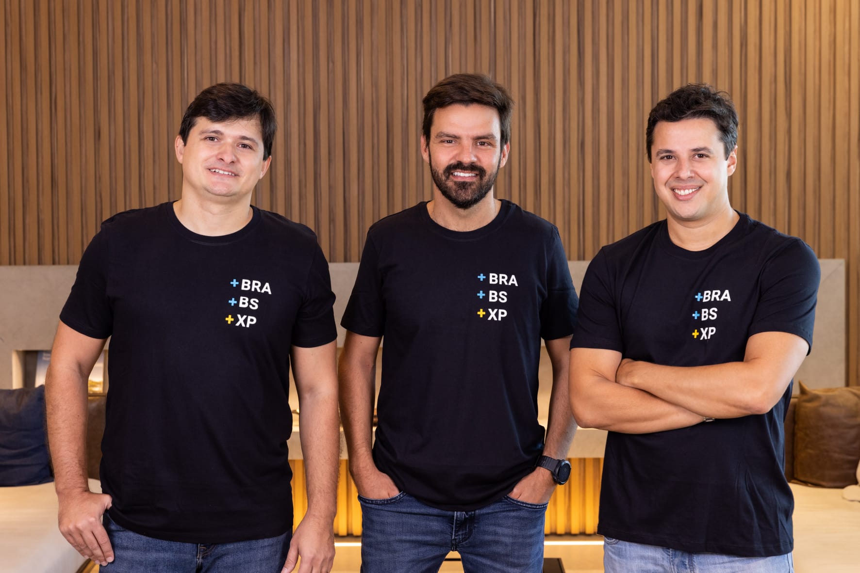 Da esquerda para a direita: Daniel Braga (BRA), Guilherme Sant’Anna (XP) e Rodrigo Imperatriz (BS) (Divulgação)