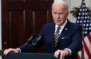 Joe Biden anuncia embargo dos EUA ao petróleo russo