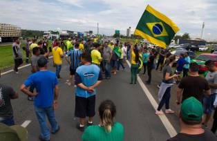 bloqueio estrada