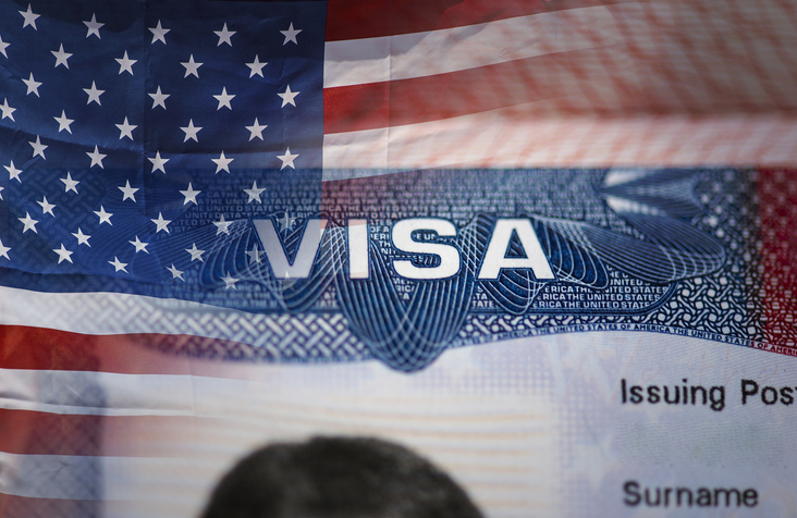 Você sabia? Investir nos EUA vale um green card: conheça o visto