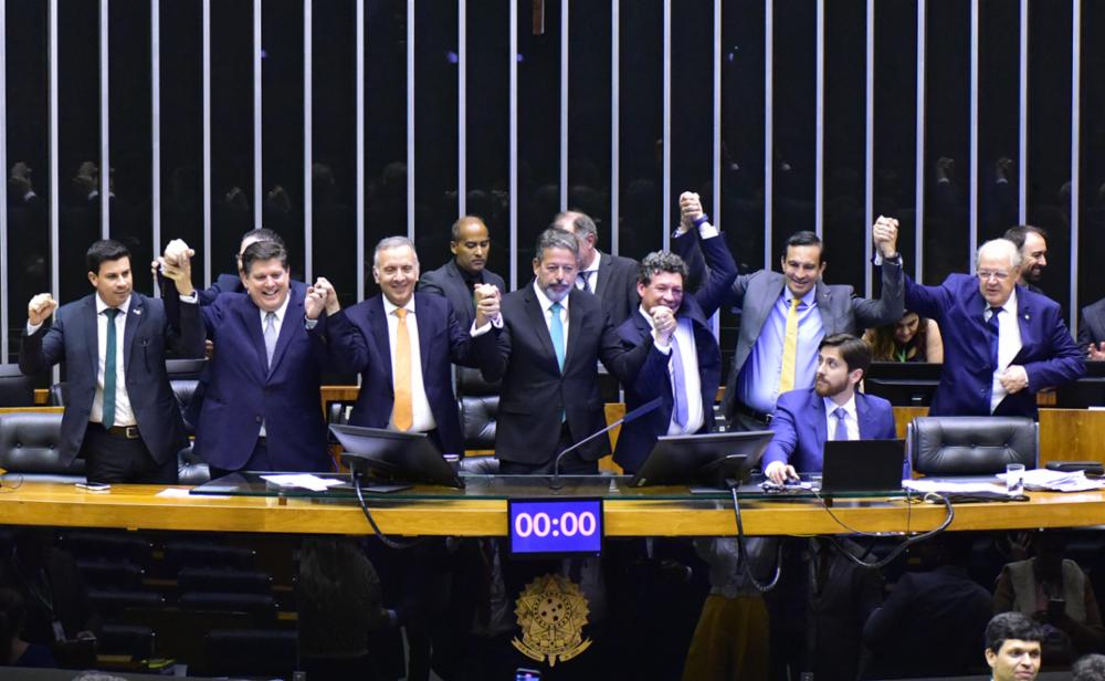 O plenário da Câmara dos Deputados durante a votação da proposta da reforma tributária dos impostos sobre o consumo (Foto: Zeca Ribeiro/Câmara dos Deputados)