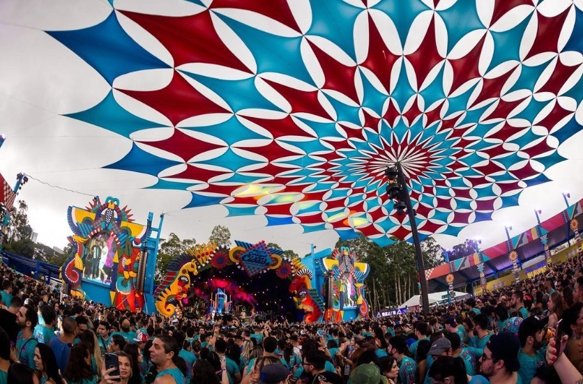 Público na edição de 2023 do Carnaval da Cidade, festa que acontece este ano novamente na capital paulista (Foto: Instagram do Carnaval da Cidade)
