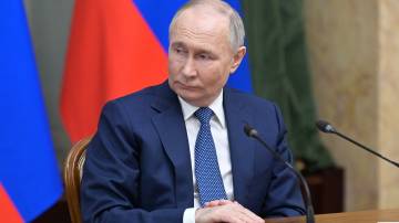 O presidente russo, Vladimir Putin, em reunião com membros do governo em Moscou, Rússia 06/05/2024 Sputnik/Alexander Astafyev/Kremlin via REUTERS