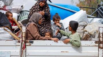 Palestinos fogem de Rafah, no sul de Gaza 13/5/2024 REUTERS/Mohammed Salem