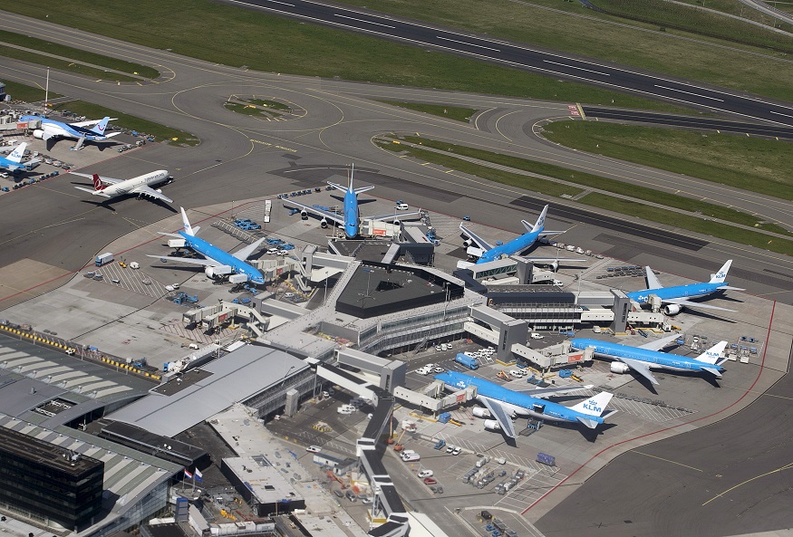 Vista do aeroporto de Schipol, perto de Amsterdã
15/04/2015
REUTERS/Yves Herman