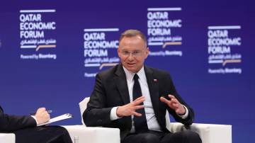 Andrzej Duda em Doha em 14 de maio (Christopher Pike/Bloomberg)