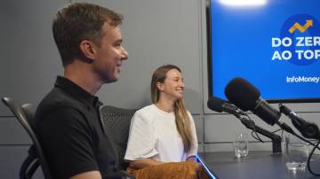 Empreendedorismo de casal: Gabriel e Joice Sens, fundadores da LIVE! em entrevista ao podcast Do Zero ao Topo (Foto: Mariana Shimojo/InfoMoney)