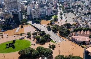 Enchentes castigaram o Rio Grande do Sul, na maior tragédia climática da história do estado (Foto: Gustavo Mansur/Palácio Piratini)