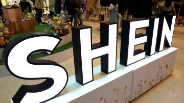 Logo da Shein em centro comercial de Cingapura 4/4/2024 REUTERS/Edgar Su/Arquivo