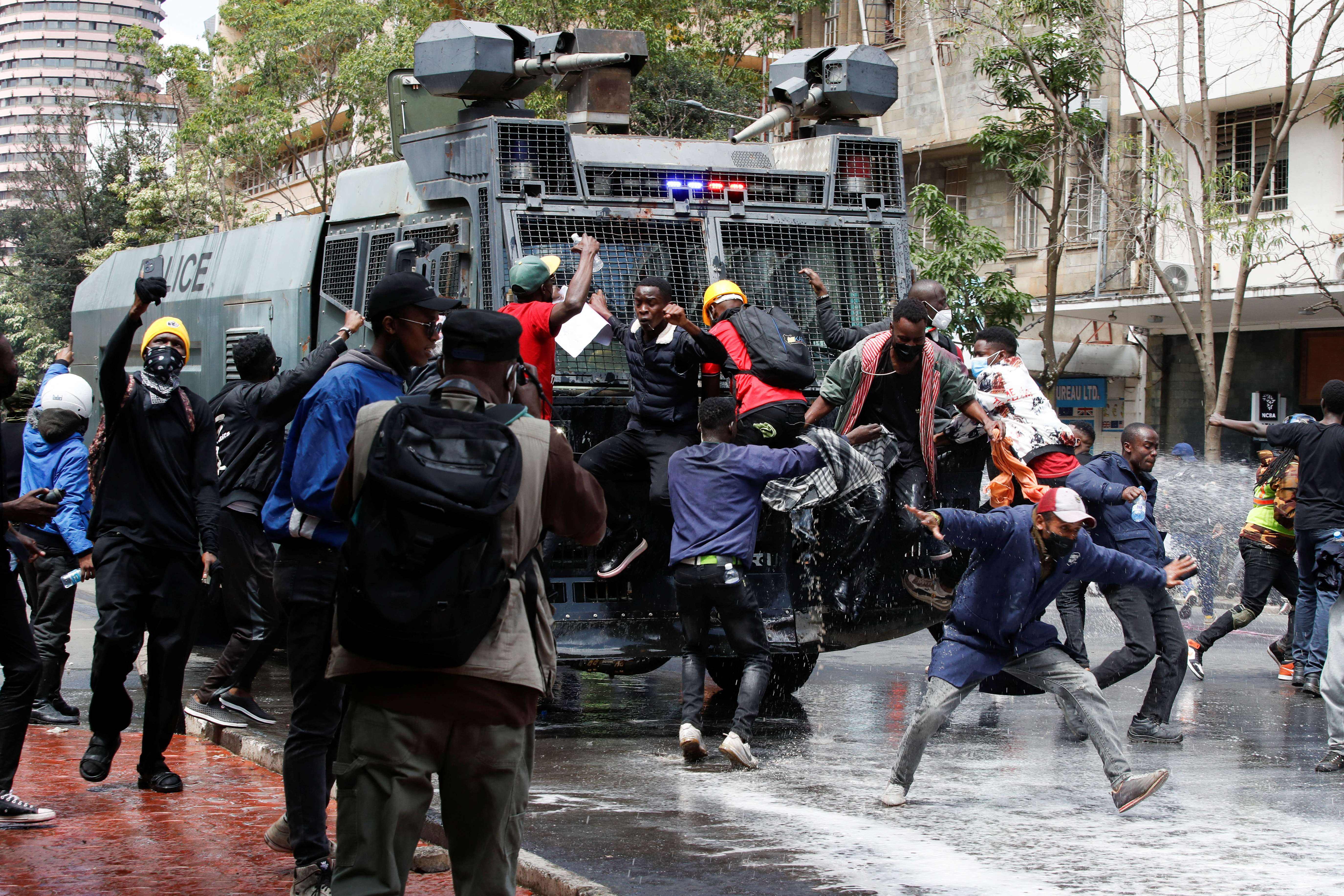 Protesto em Nairóbi, no Quênia - 25/6/2024 (Foto: Monicah Mwangi/Reuters)