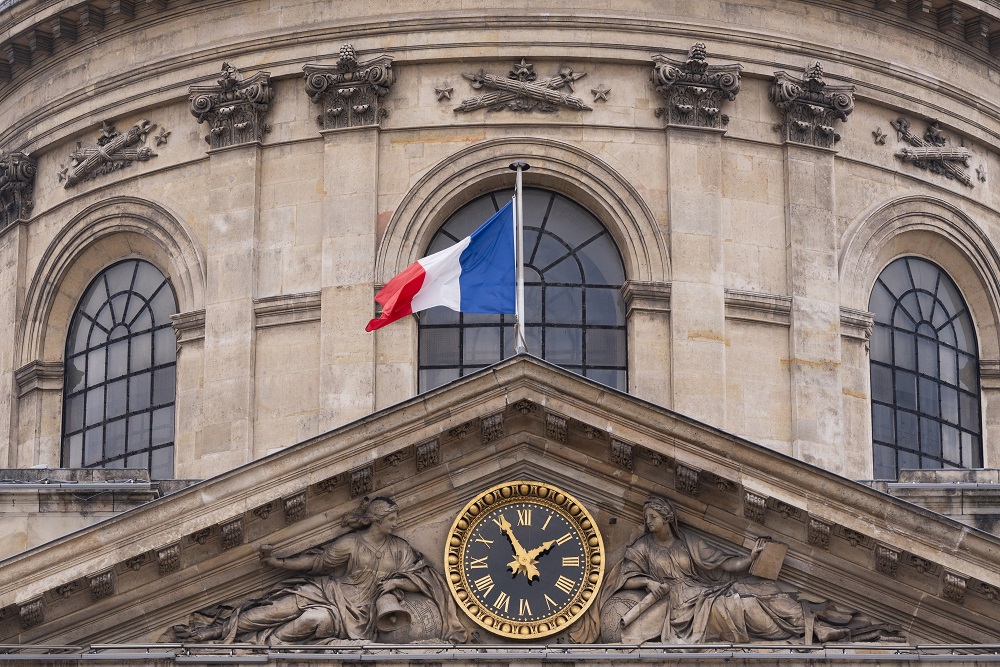 Governo provisório da França será responsável por lidar com os assuntos diários e/ou emergências (Nathan Laine/Bloomberg)