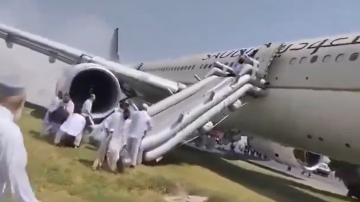 Trem de pouso de aeronave pega fogo durante aterrissagem no Paquistão (Reprodução/X)
