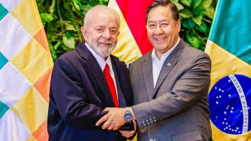 Luiz Inácio Lula da Silva (PT), presidente da República, ao lado do presidente da Bolívia, Luis Arce (Foto: Ricardo Stuckert/PR)
