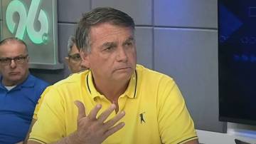 O ex-presidente Jair Bolsonaro (PL), em entrevista a uma emissora de rádio de Natal (RN) (Foto: Reprodução/YouTube)