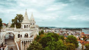 Budapeste (Foto: Sindy Suessengut/ Unsplash)