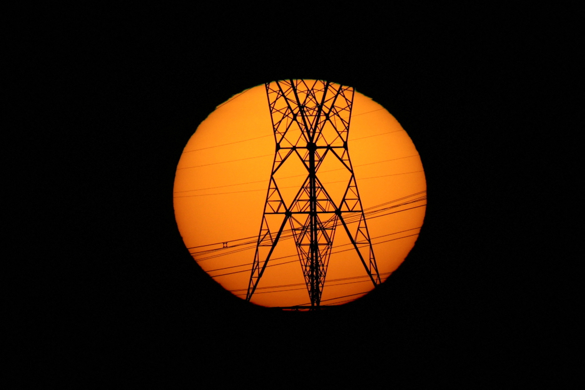 Torre de transmissão de energia em Brasília
06/06/2022 REUTERS/Ueslei Marcelino