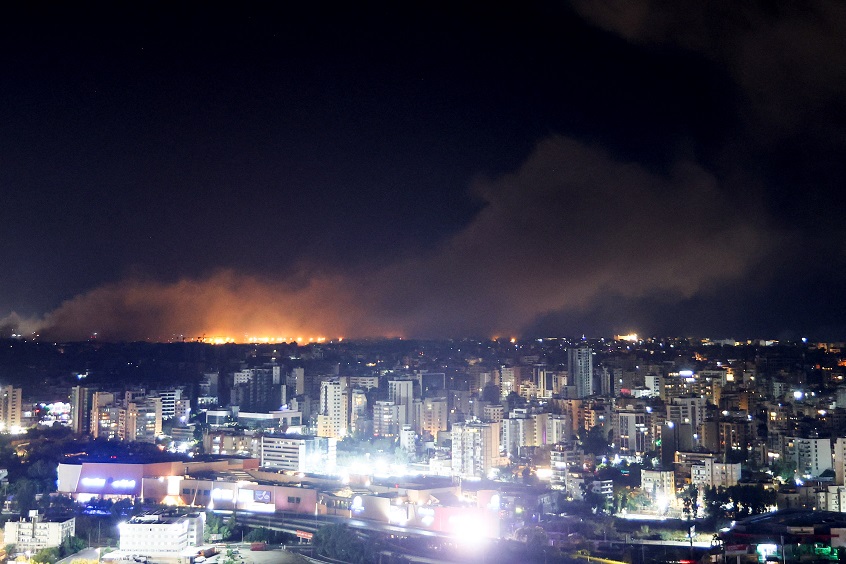 Ataques israelenses nos subúrbios de Beirute
01/10/2024
REUTERS/Amr Abdallah Dalsh