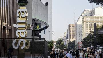 Uma agência do banco Safra no distrito financeiro de São Paulo, Brasil, na quarta-feira, 22 de março de 2023 (Victor Moriyama/Bloomberg)