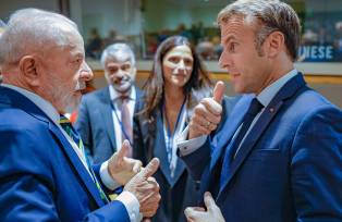 Luiz Inácio Lula da Silva e o presidente da França, Emmanuel Macron (Foto: Ricardo Stuckert/PR)