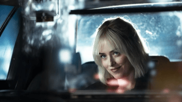 A atriz Dakota Johnson em uma cena do filme "Daddio" (Divulgação)