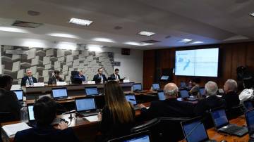 Reunião da Comissão de Assuntos Econômicos (CAE) do Senado Federal (Foto: Roque de Sá/Agência Senado)