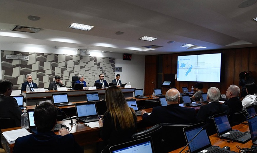 Reunião da Comissão de Assuntos Econômicos (CAE) do Senado Federal (Foto: Roque de Sá/Agência Senado)