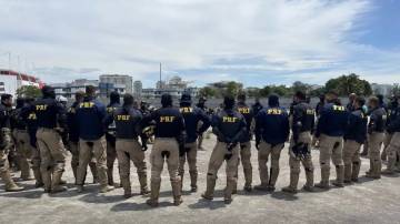 Agentes da Polícia Rodoviária Federal (PRF) durante treinamento (Foto: Divulgação/PRF)