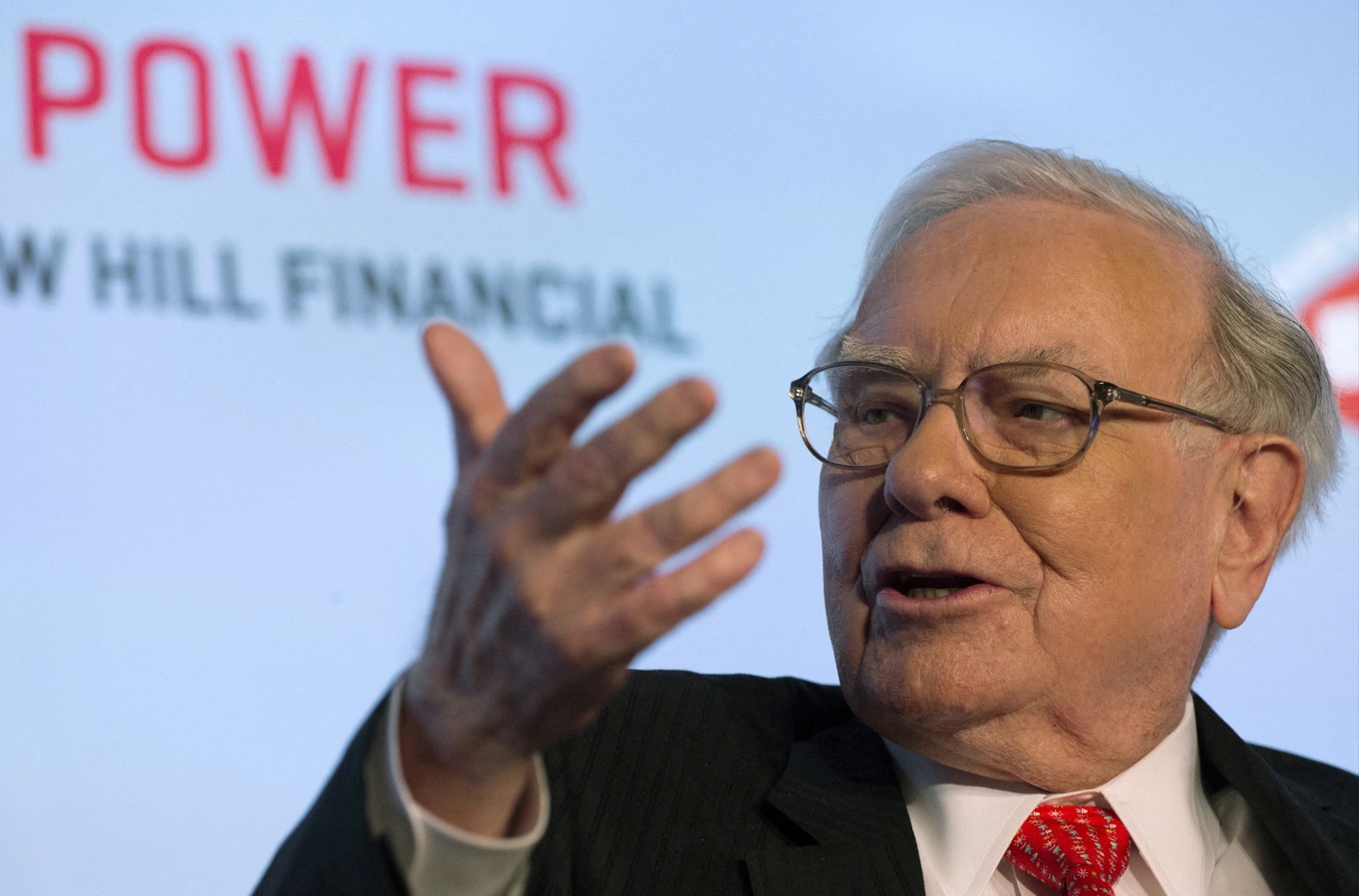 Berkshire de Buffett: Redução no Nubank e Novas Ações da Domino’s