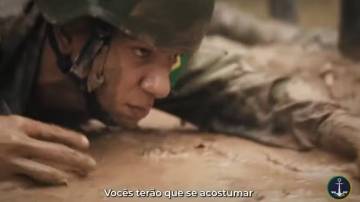 Vídeo da Marinha mostra militar parecido com o ministro da Fazenda, Fernando Haddad (Foto: Reprodução)