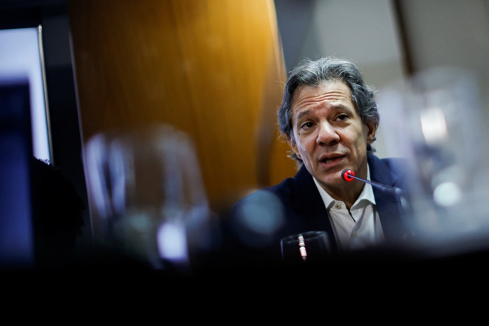 Governo deve esperar eleição no Congresso para propor reforma do IR, diz Haddad