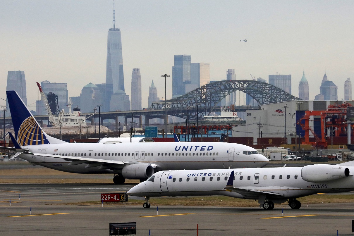 Aviões da United Airlines no Aeroporto Internacional Newark Liberty, em Nova Jersey, EUA
6/12/2019 REUTERS/Chris Helgren/Arquivo