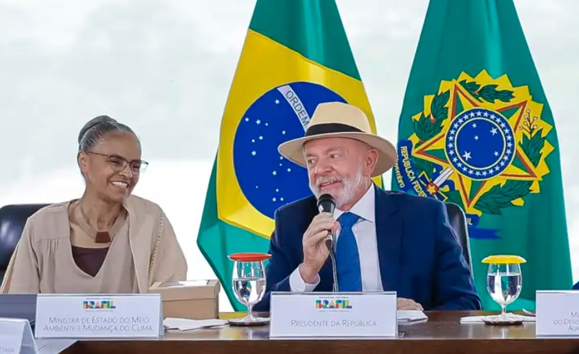 O presidente Luiz Inácio Lula da Silva (PT) e a ministra do Meio Ambiente, Marina Silva (rede) (Foto: Ricardo Stuckert/PR)