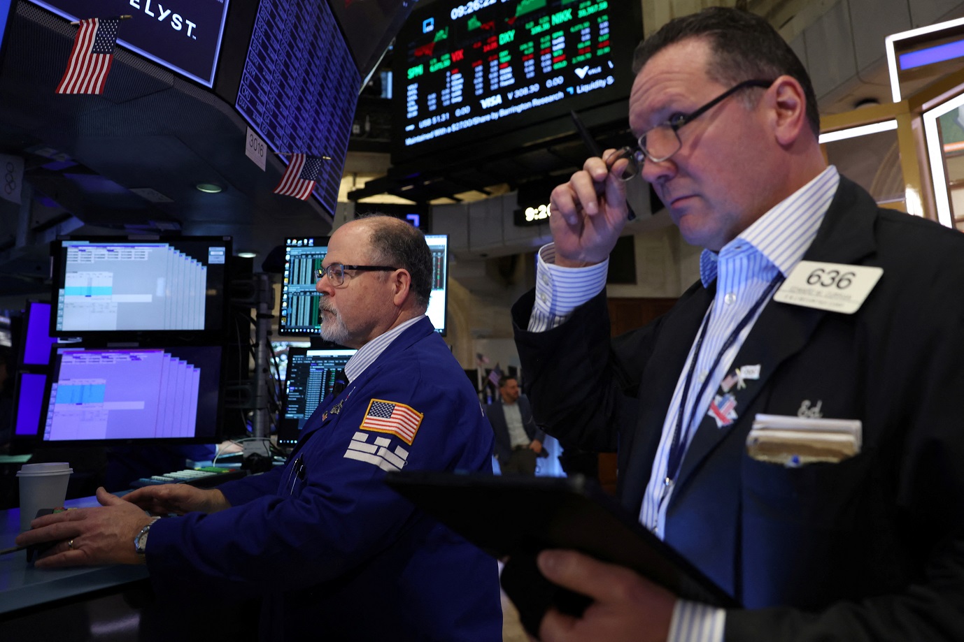 "Wall Street em Alta: Como as Falas de Powell Impactaram o Mercado - 2024"