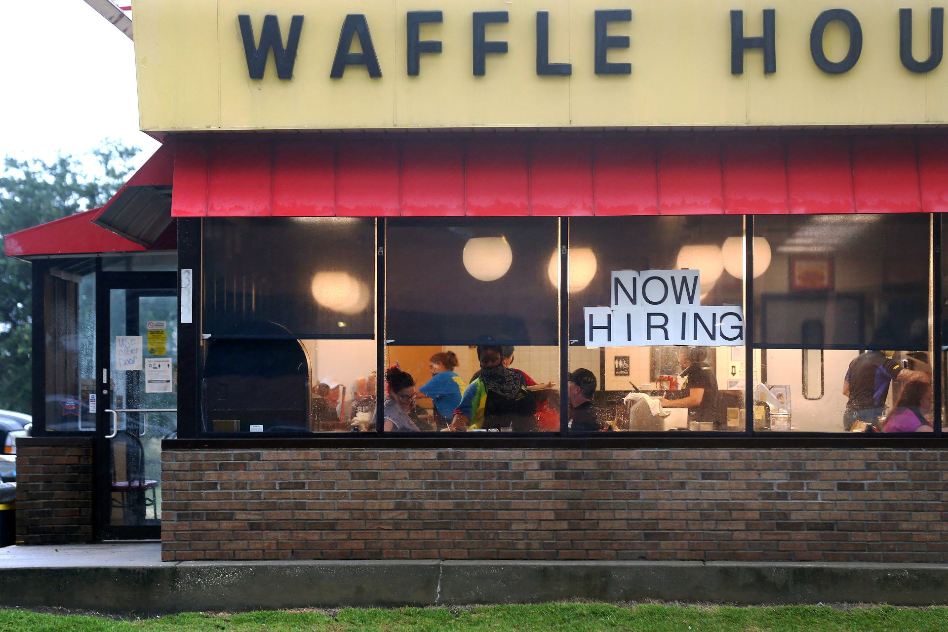 Restaurante Waffle House no Alabama, EUA - 15/09/2020 (Foto: REUTERS/Jonathan Bachman)