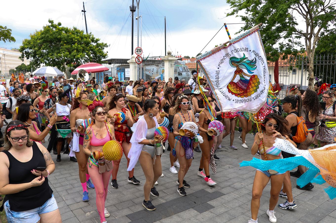 Rio de Janeiro (RJ), 05/01/2025 – Cortejo do bloco Mulheres Rodadas, no centro do Rio de Janeiro. Foto: Tomaz Silva/Agência Brasil